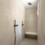 Ático con terraza, reformado y amueblado en la calle Girona