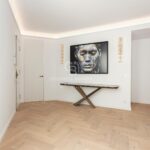 Ático con terraza, reformado y amueblado en la calle Girona