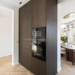 Ático con terraza, reformado y amueblado en la calle Girona