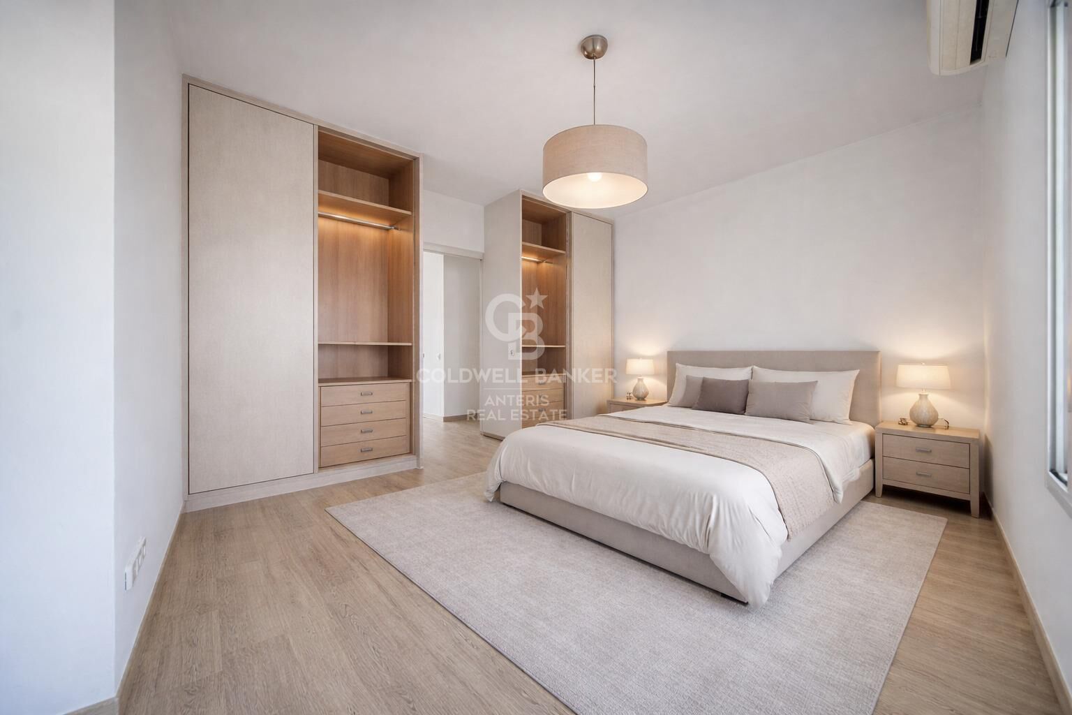 Penthouse in La Bonanova with two private terraces