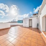 Penthouse in La Bonanova with two private terraces