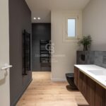 Przestronne mieszkanie po ekskluzywnym remoncie w centrum miasta