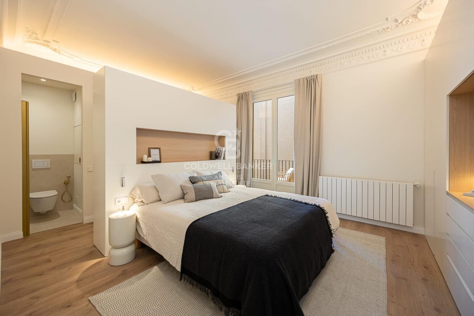 Przestronne mieszkanie po ekskluzywnym remoncie w centrum miasta