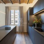 Przestronne mieszkanie po ekskluzywnym remoncie w centrum miasta