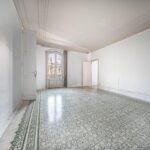 Luminoso y céntrico despacho en alquiler.