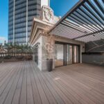 Ático dúplex con plazas de aparcamiento y trastero en una finca del famoso Enric Sagnier