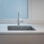 Ático dúplex con plazas de aparcamiento y trastero en una finca del famoso Enric Sagnier