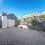 Ático dúplex con plazas de aparcamiento y trastero en una finca del famoso Enric Sagnier