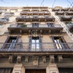 W pełni wyremontowany apartament na najwyższym piętrze w Quadrat d’or