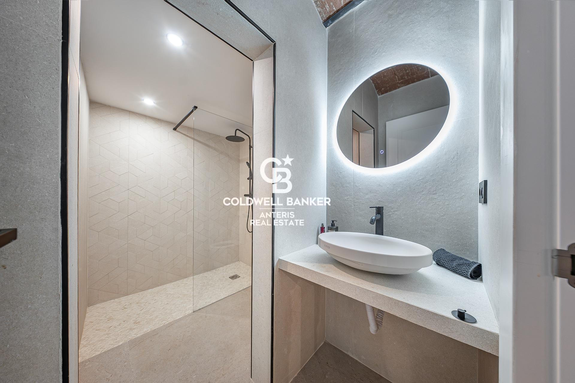 Exclusive three-level designer home in the heart of Eixample