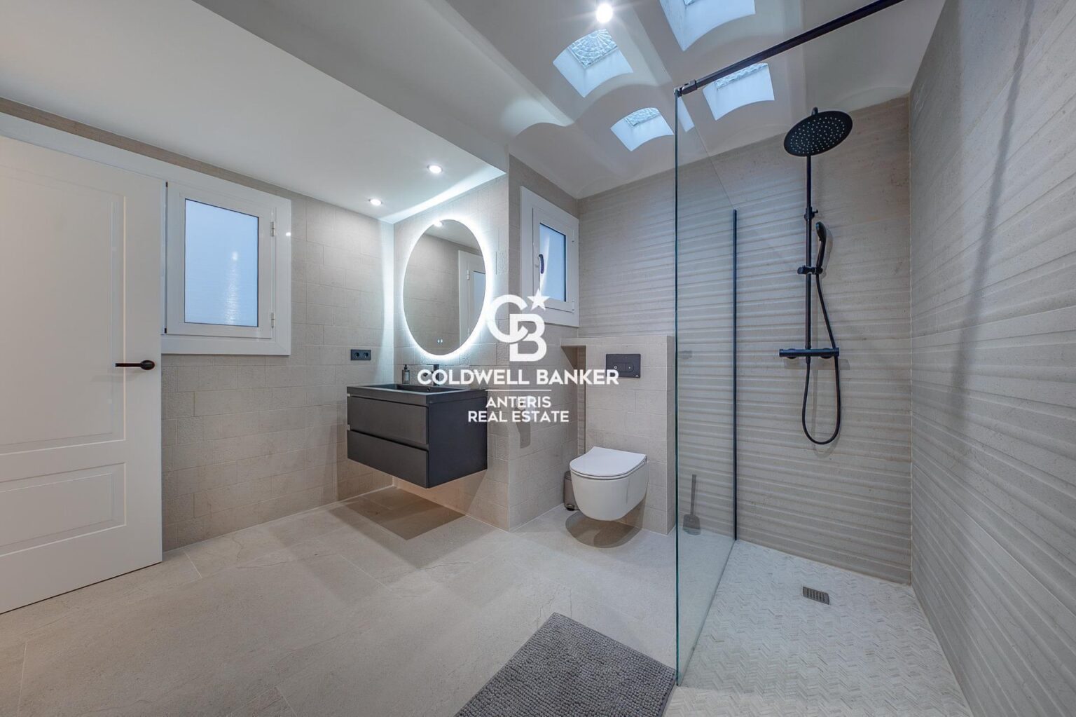 Exclusive three-level designer home in the heart of Eixample