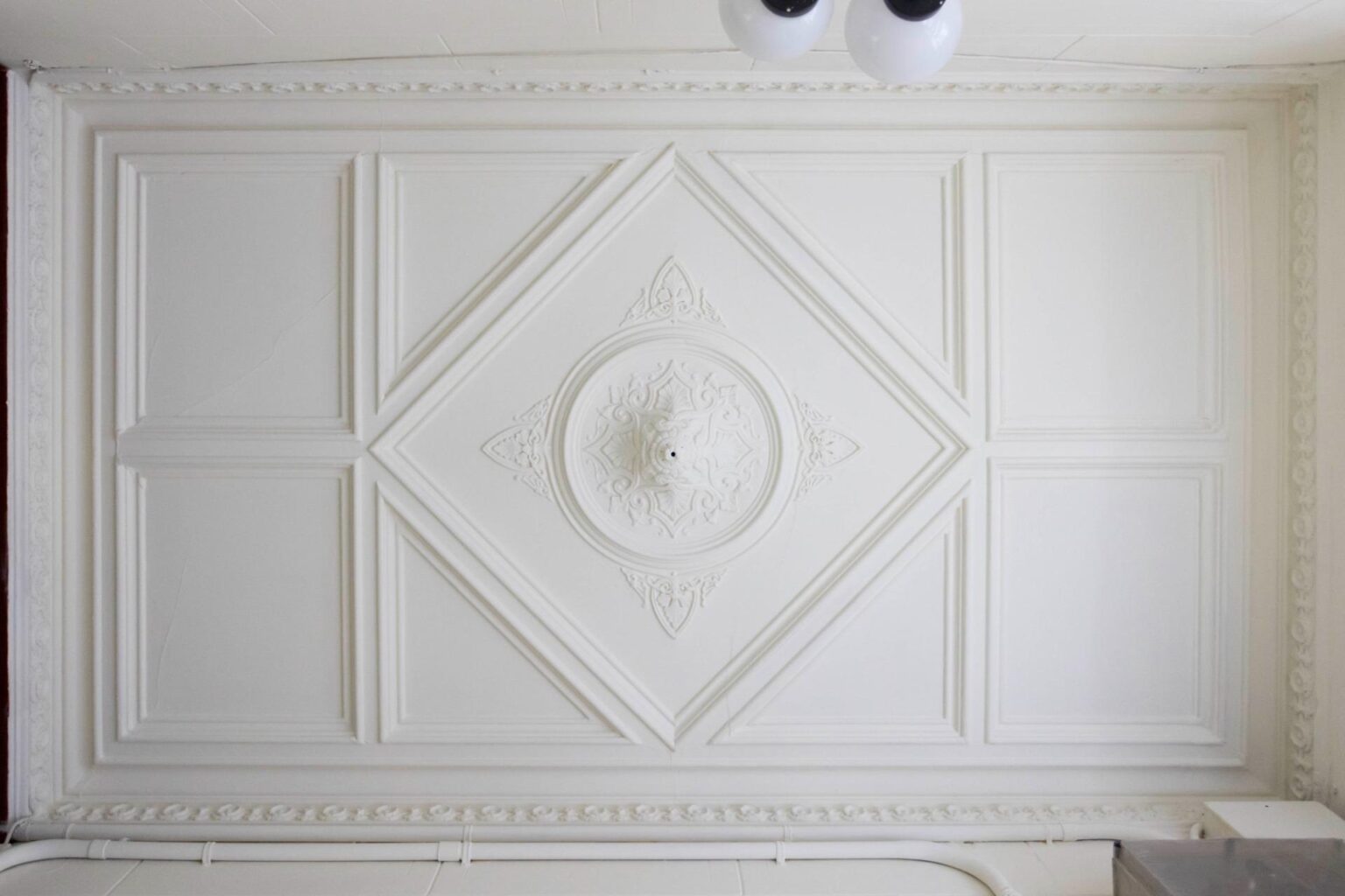 Brand-new apartment in a classical building