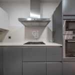 Elegante piso con parking en la finca