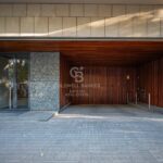 Elegante piso con parking en la finca