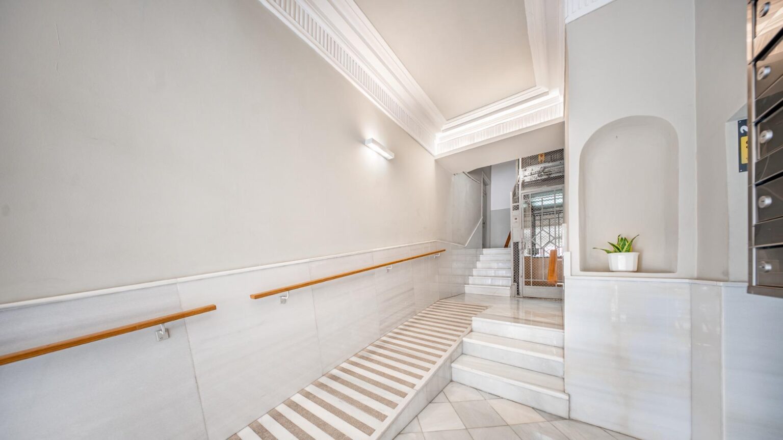 Luksusowy penthouse z dwoma tarasami i wyjątkowymi widokami