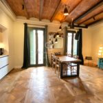 Eleganckie mieszkanie w modernistycznym budynku z niesamowitym widokiem