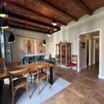 Eleganckie mieszkanie w modernistycznym budynku z niesamowitym widokiem