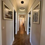 Eleganckie mieszkanie w modernistycznym budynku z niesamowitym widokiem