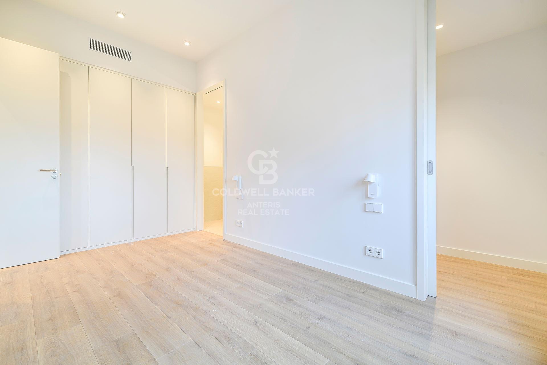 Penthouse z tarasem o powierzchni 25 m² w samym sercu dzielnicy Eixample Dreta