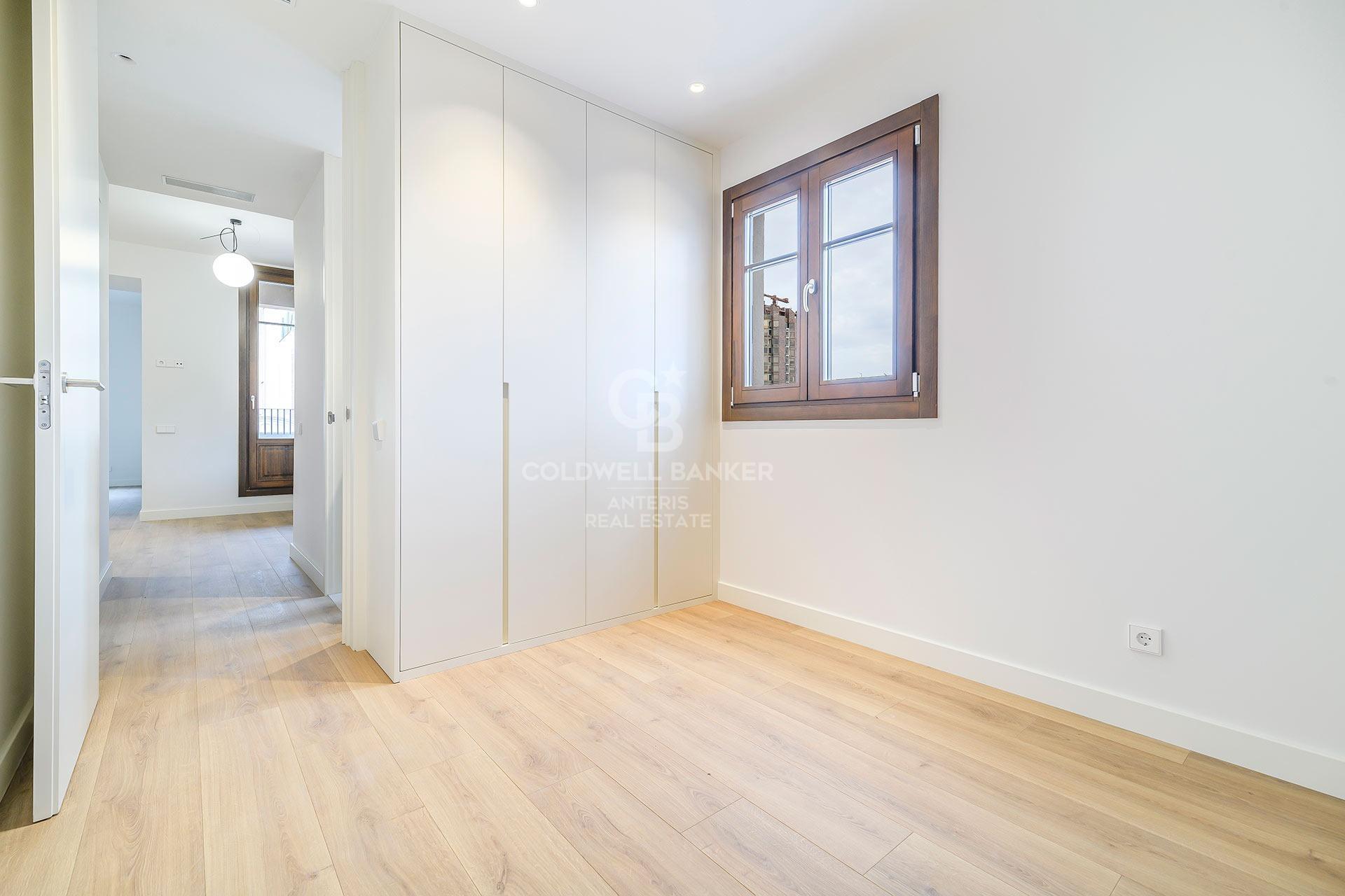 Penthouse z tarasem o powierzchni 25 m² w samym sercu dzielnicy Eixample Dreta