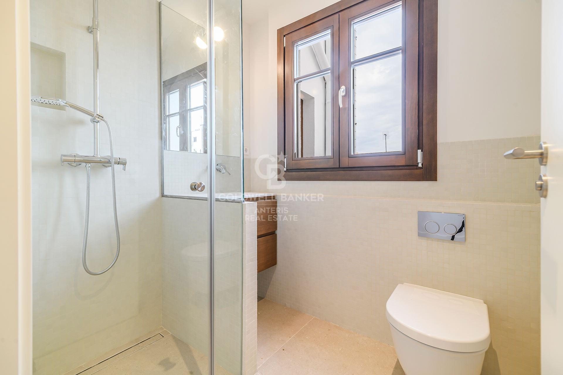 Penthouse z tarasem o powierzchni 25 m² w samym sercu dzielnicy Eixample Dreta