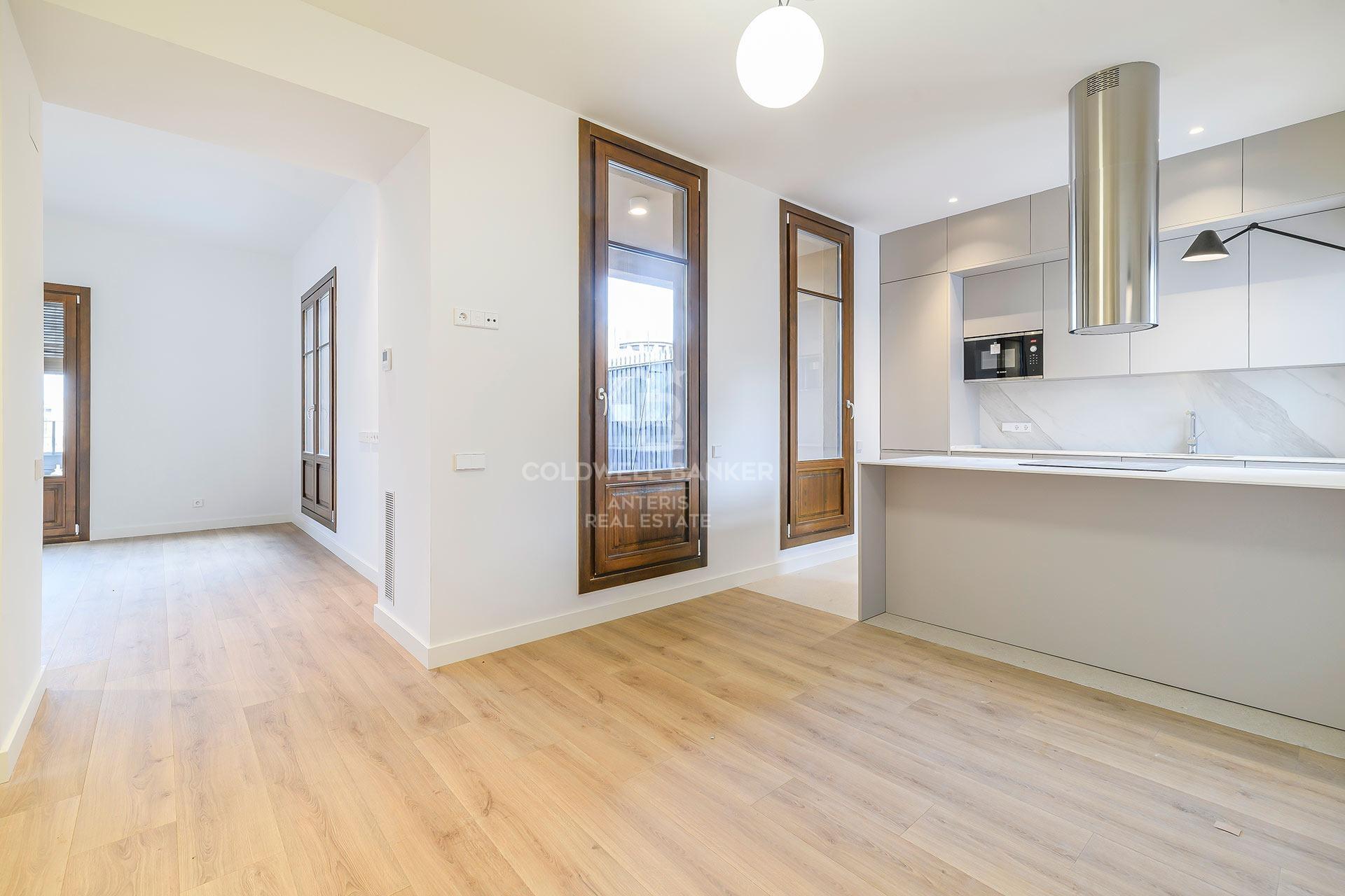 Penthouse z tarasem o powierzchni 25 m² w samym sercu dzielnicy Eixample Dreta