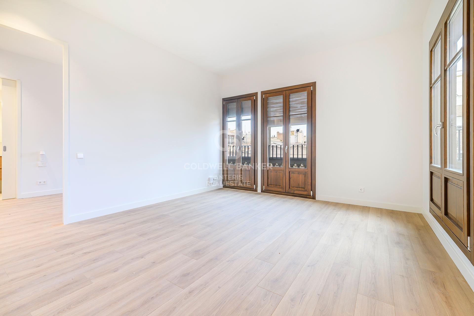 Penthouse z tarasem o powierzchni 25 m² w samym sercu dzielnicy Eixample Dreta