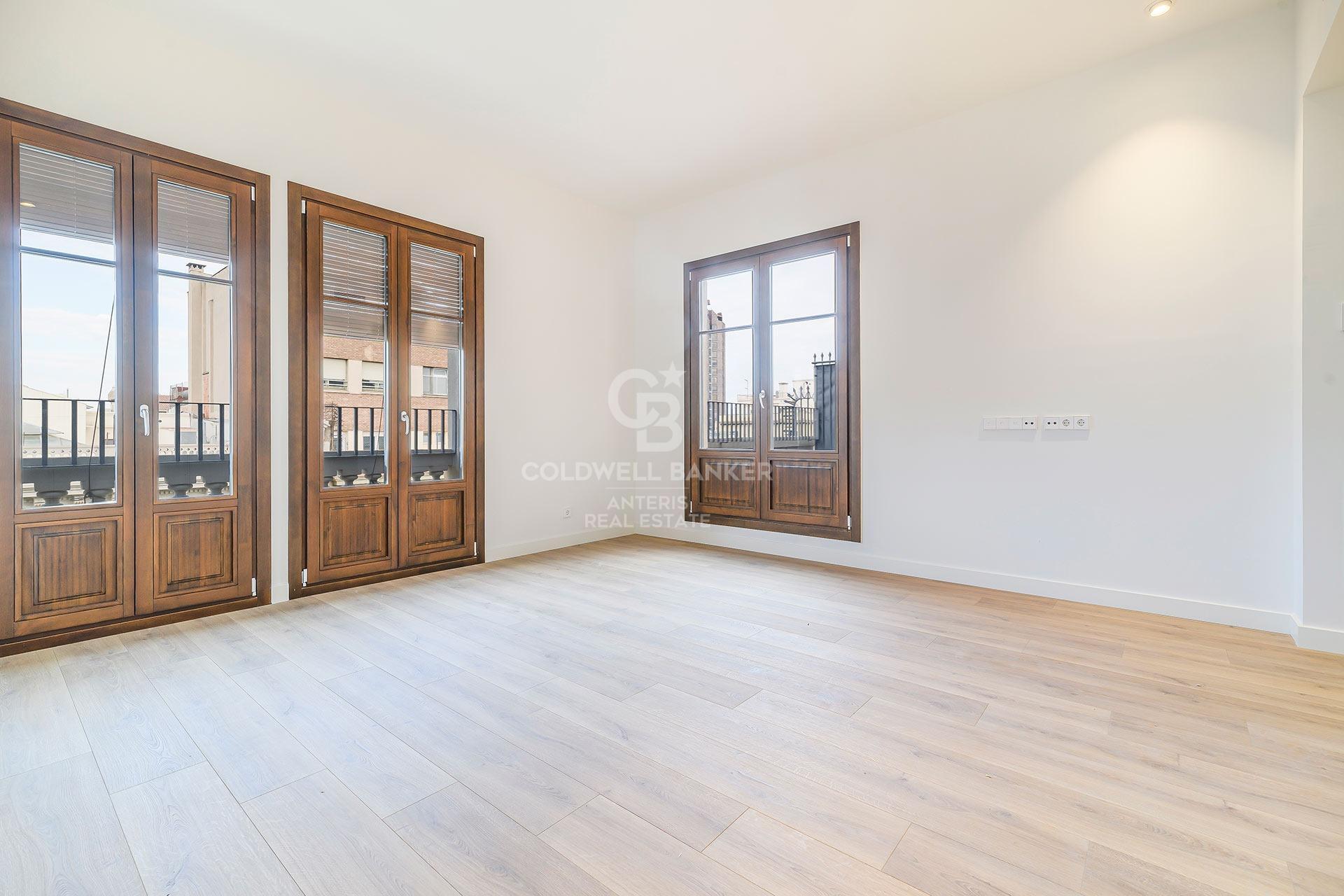 Penthouse z tarasem o powierzchni 25 m² w samym sercu dzielnicy Eixample Dreta