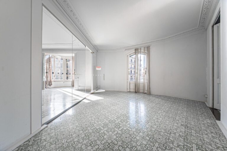 Bright and central office for rent.