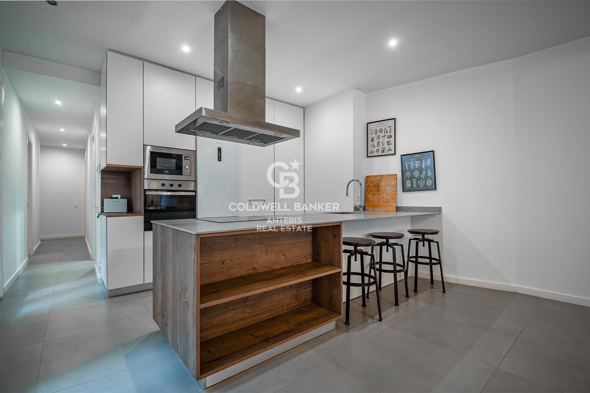 Spacious renovated apartment in historic building