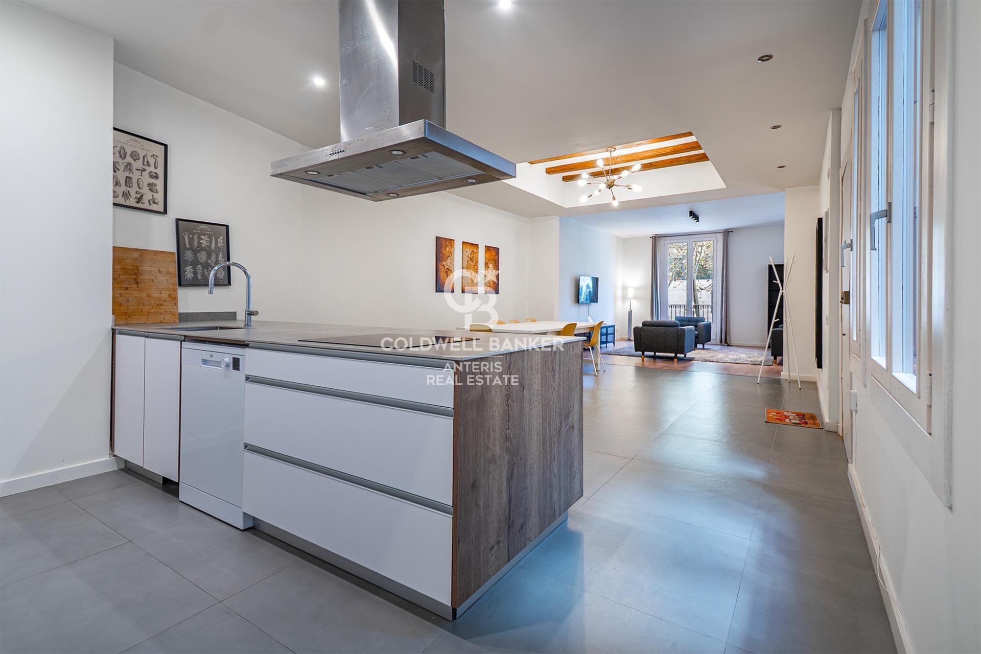 Spacious renovated apartment in historic building