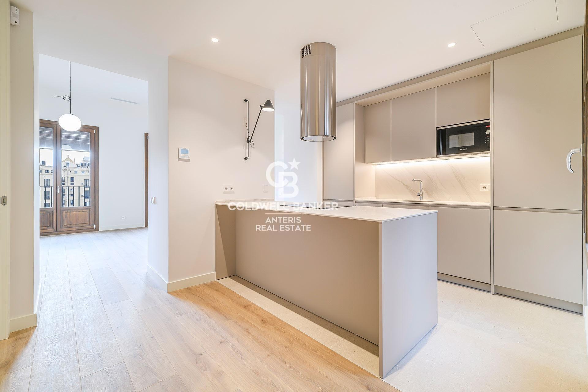 Ekskluzywny penthouse z tarasem w okazałym budynku w dzielnicy Quadrat d’Or