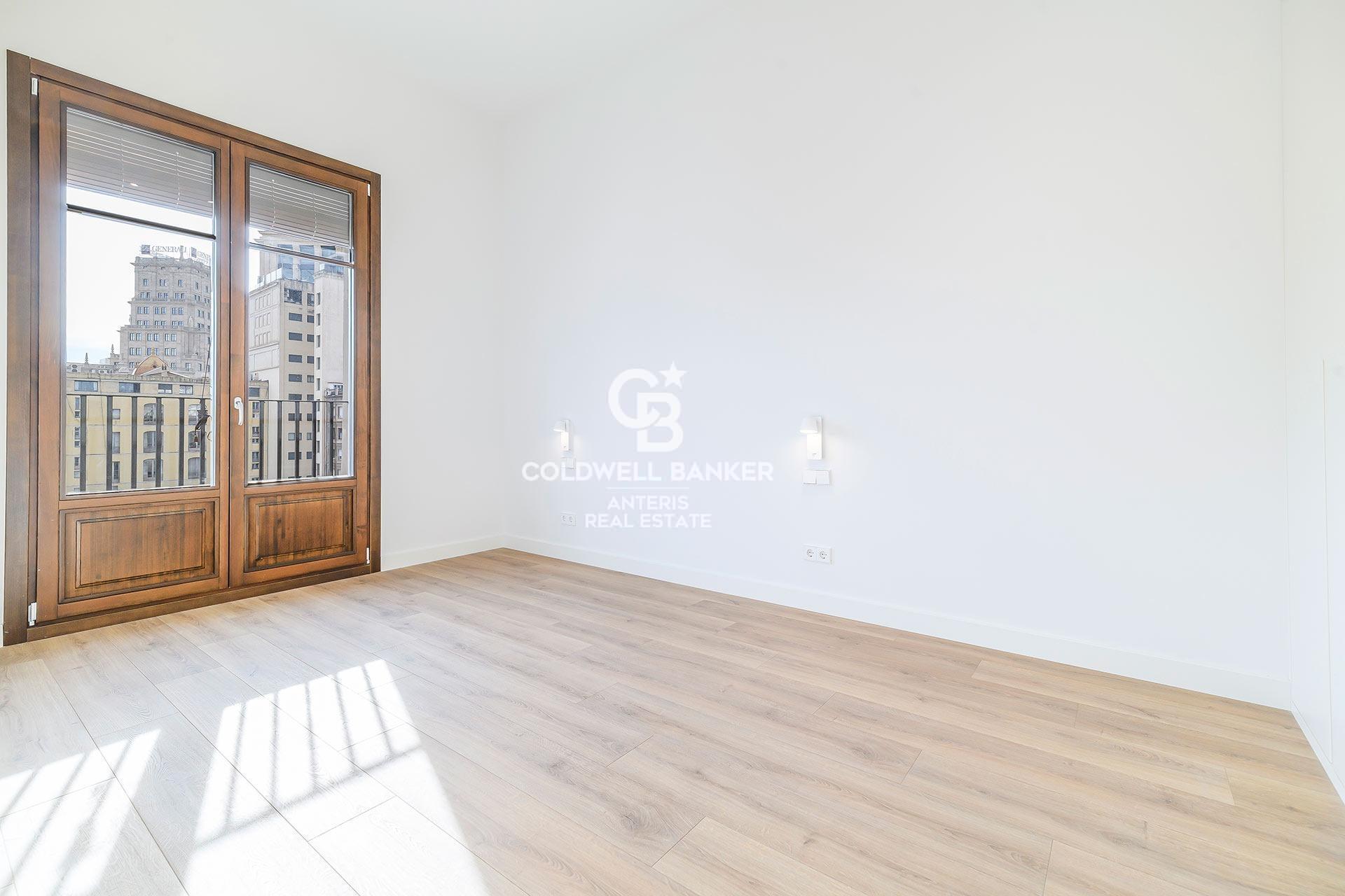 Ekskluzywny penthouse z tarasem w okazałym budynku w dzielnicy Quadrat d’Or