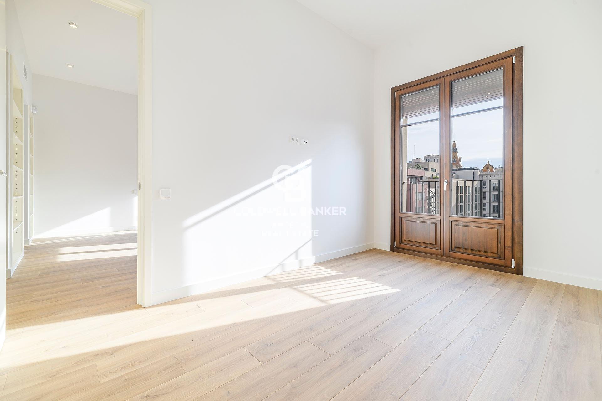 Ekskluzywny penthouse z tarasem w okazałym budynku w dzielnicy Quadrat d’Or