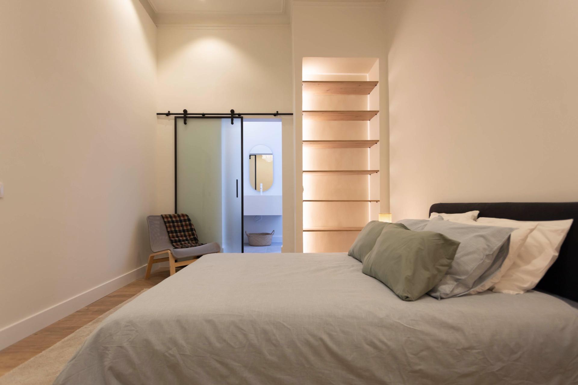 Brand-new apartment in a classical building