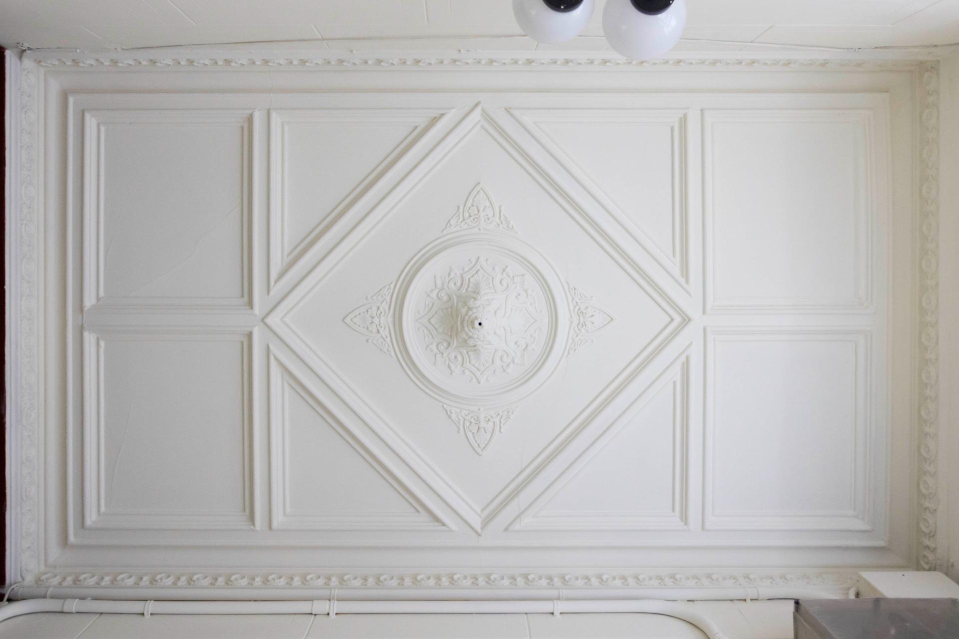 Brand-new apartment in a classical building