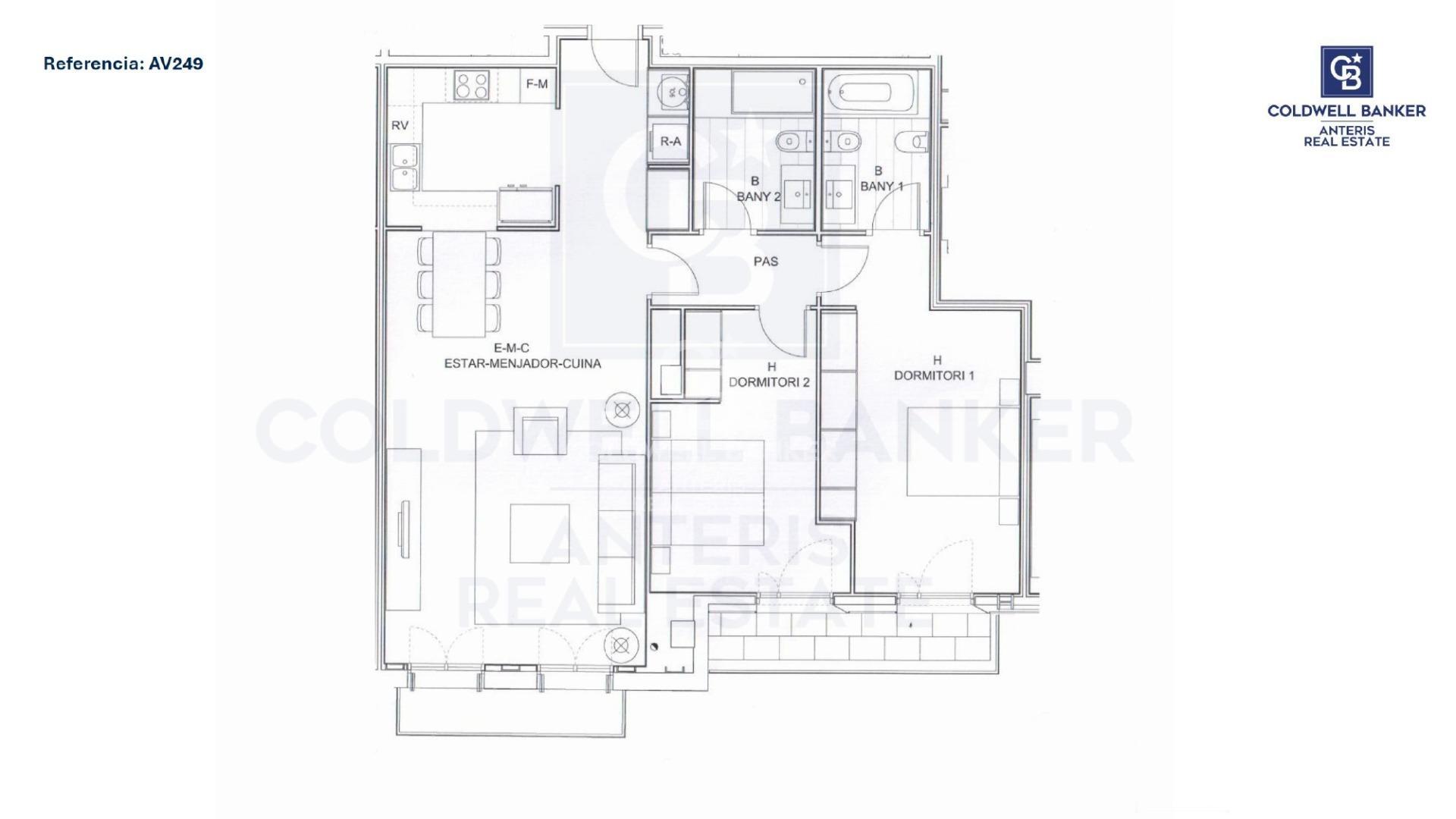 Elegancki apartament z dwoma sypialniami i parkingiem w budynku, położony na Rambla de Catalunya
