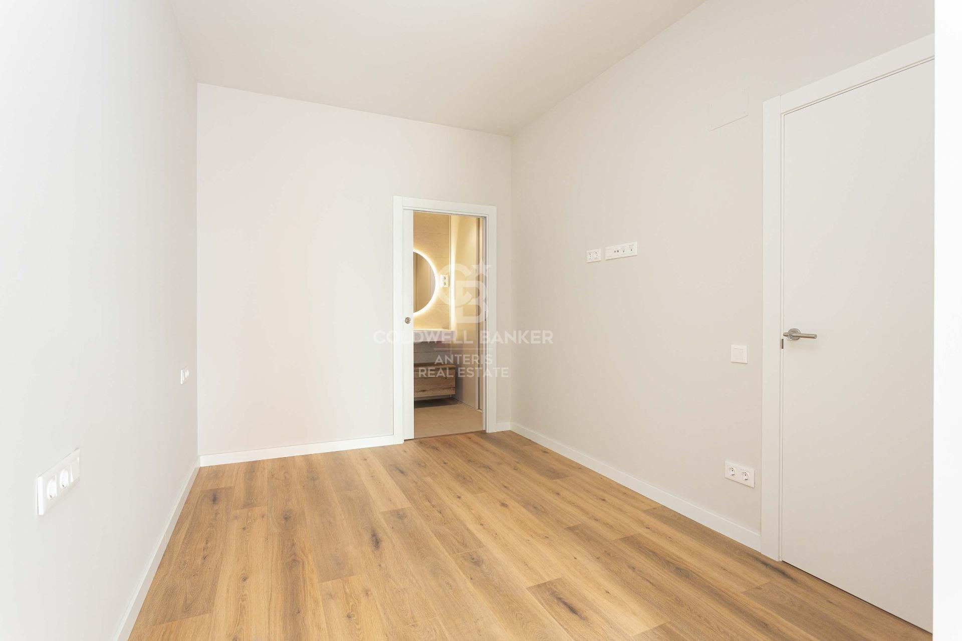 Penthouse with private terrace in Poblenou