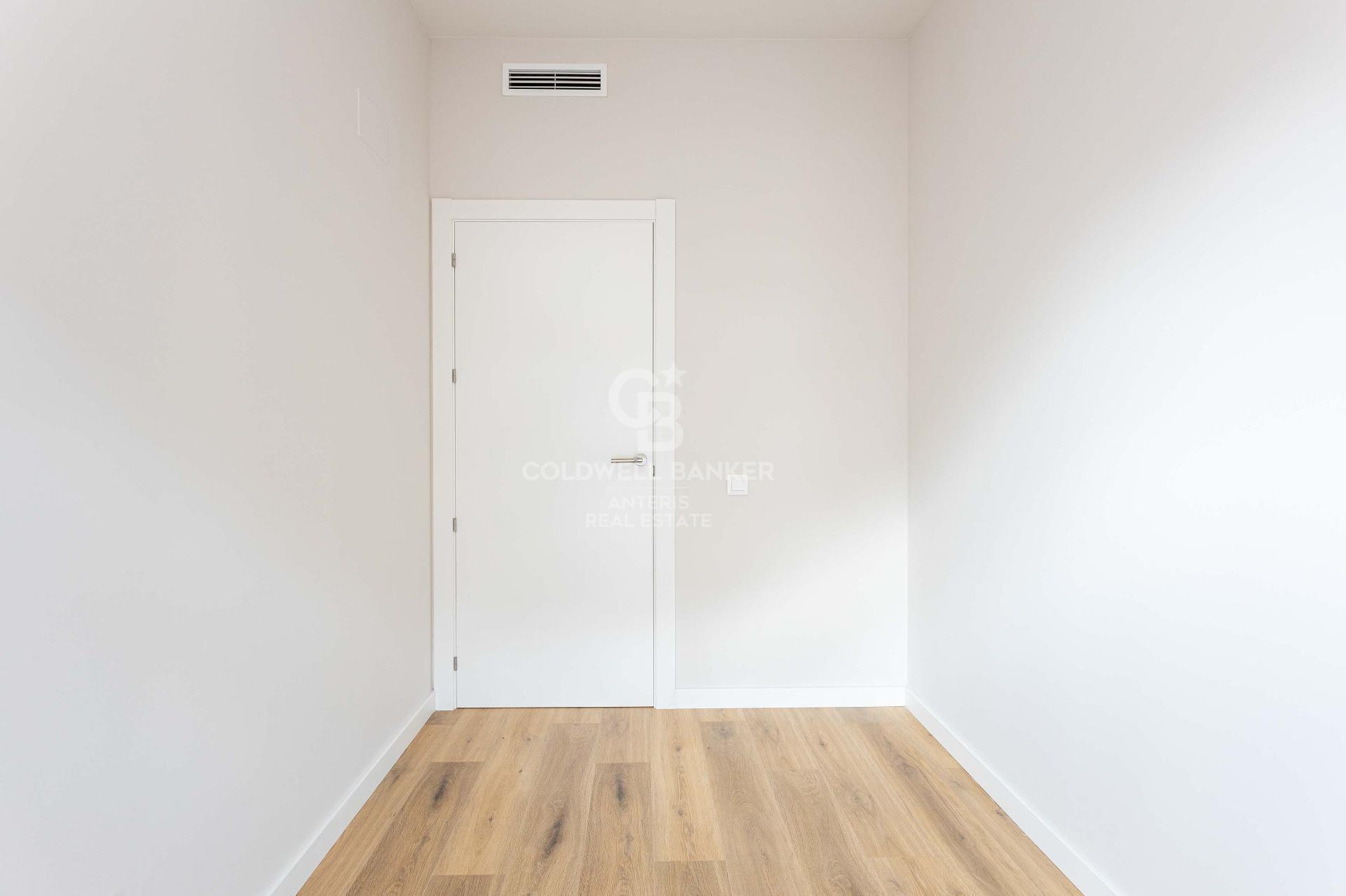 Penthouse with private terrace in Poblenou