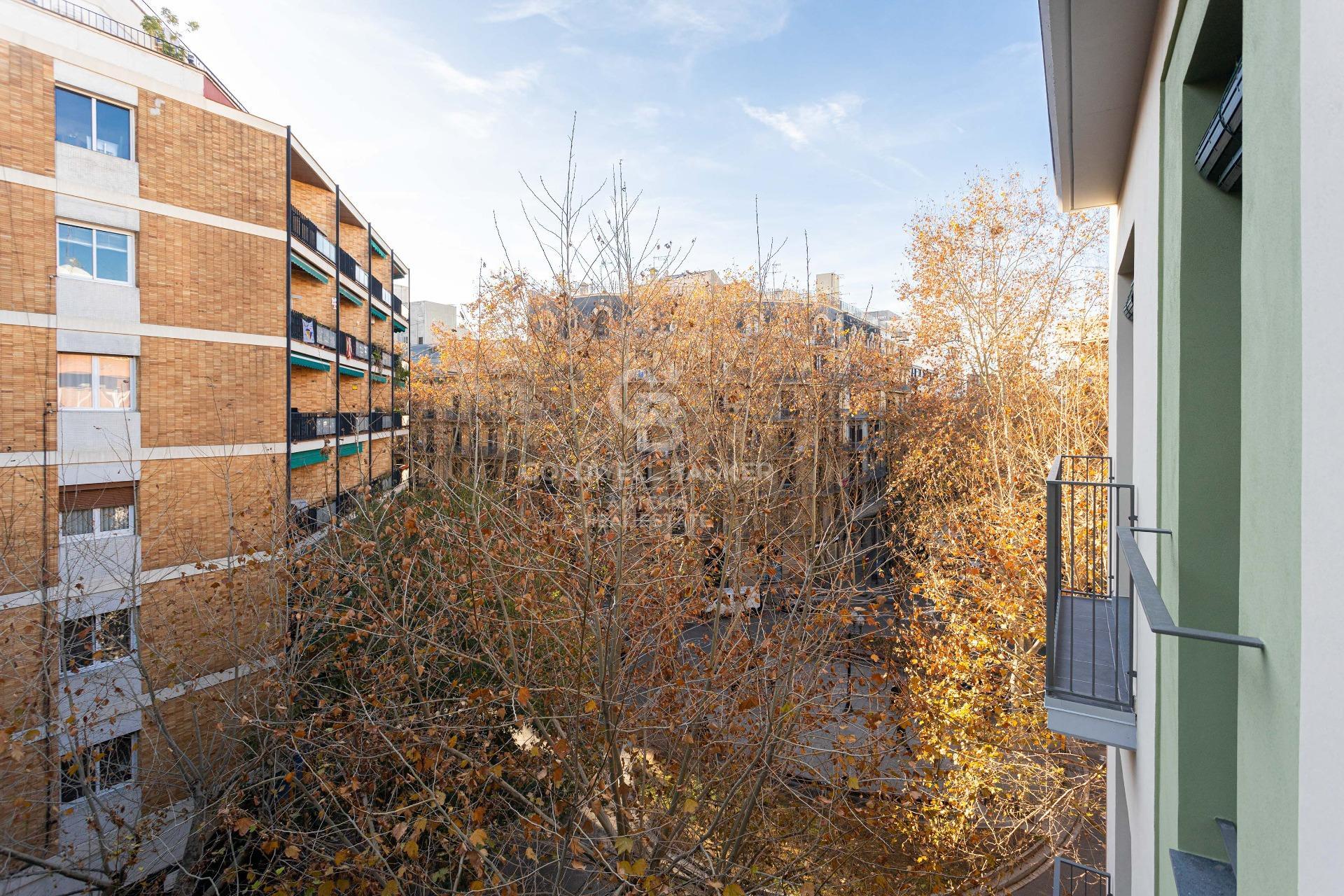 Penthouse with private terrace in Poblenou