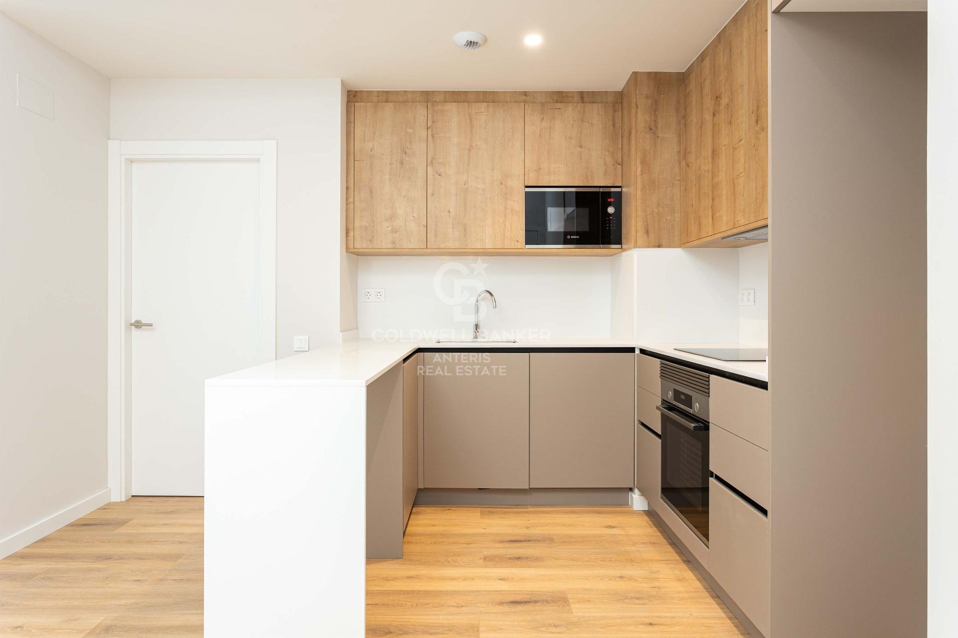 Penthouse with private terrace in Poblenou