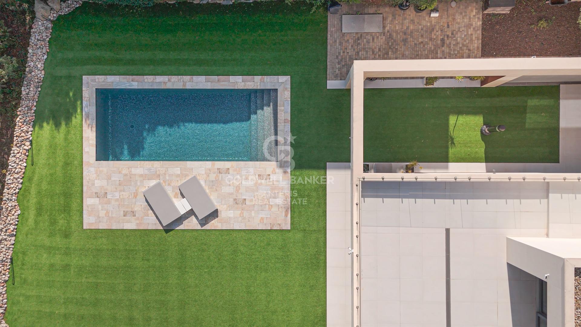 Exclusiva casa de lujo con piscina y vistas panorámicas