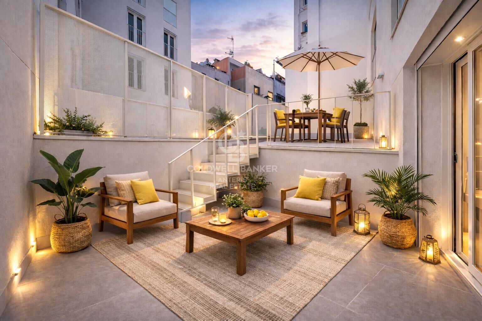 Duplex z prywatnym patio i basenem na dachu – okolice Camp Nou