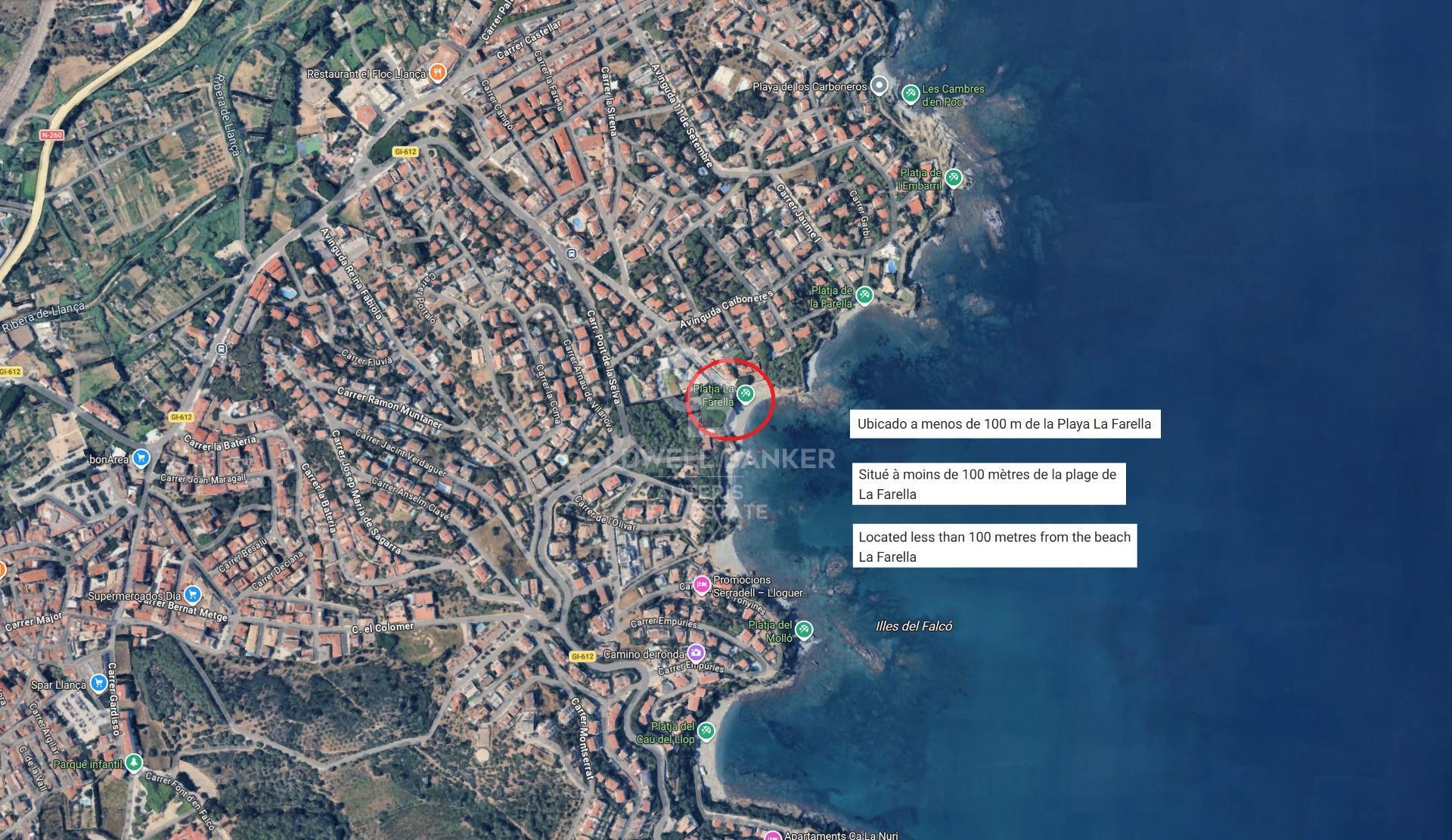 Exclusive plot for sale with strong residential development potential less than 100 meters from the beach