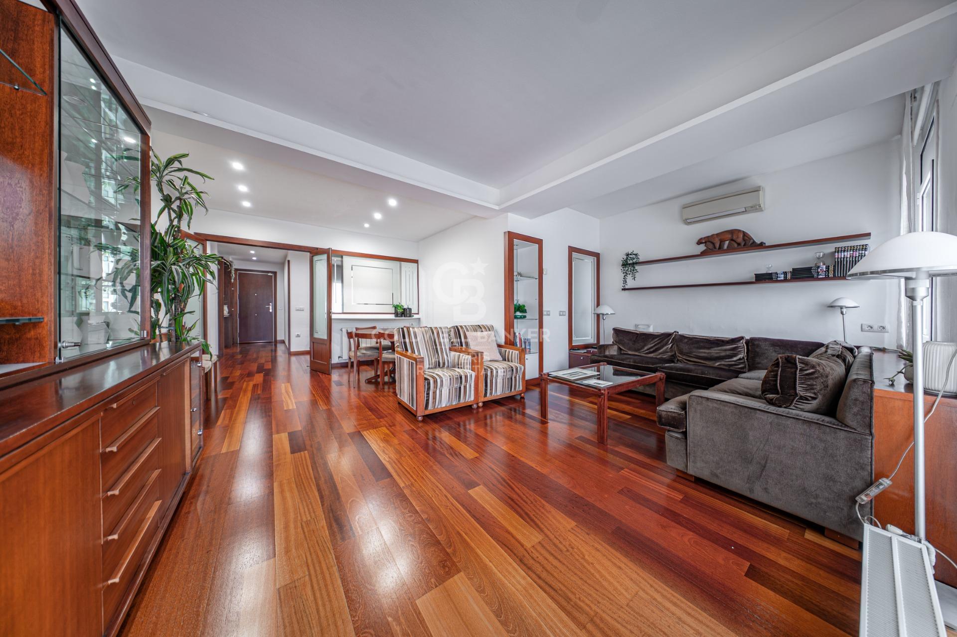 Doskonała lokalizacja w L’Antiga Esquerra de l’Eixample