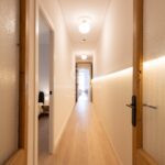 W pełni wyremontowany apartament na najwyższym piętrze w Quadrat d’or