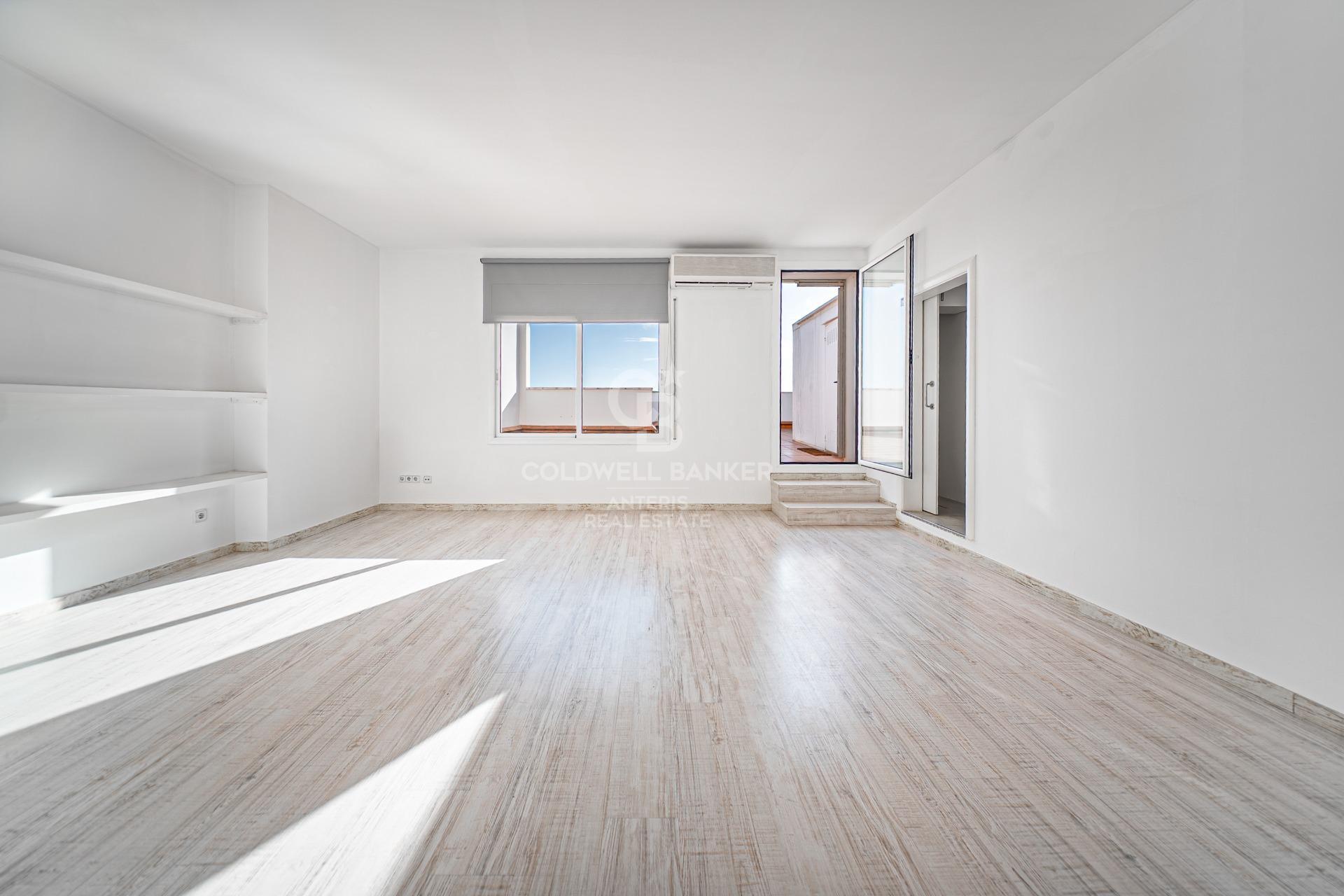 Penthouse w dzielnicy La Bonanova  z dwoma prywatnymi tarasami