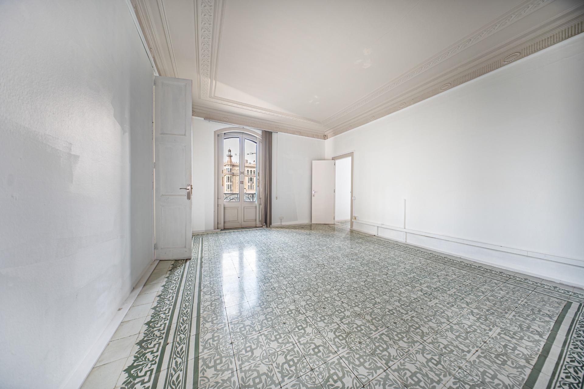 Bright and central office for rent.