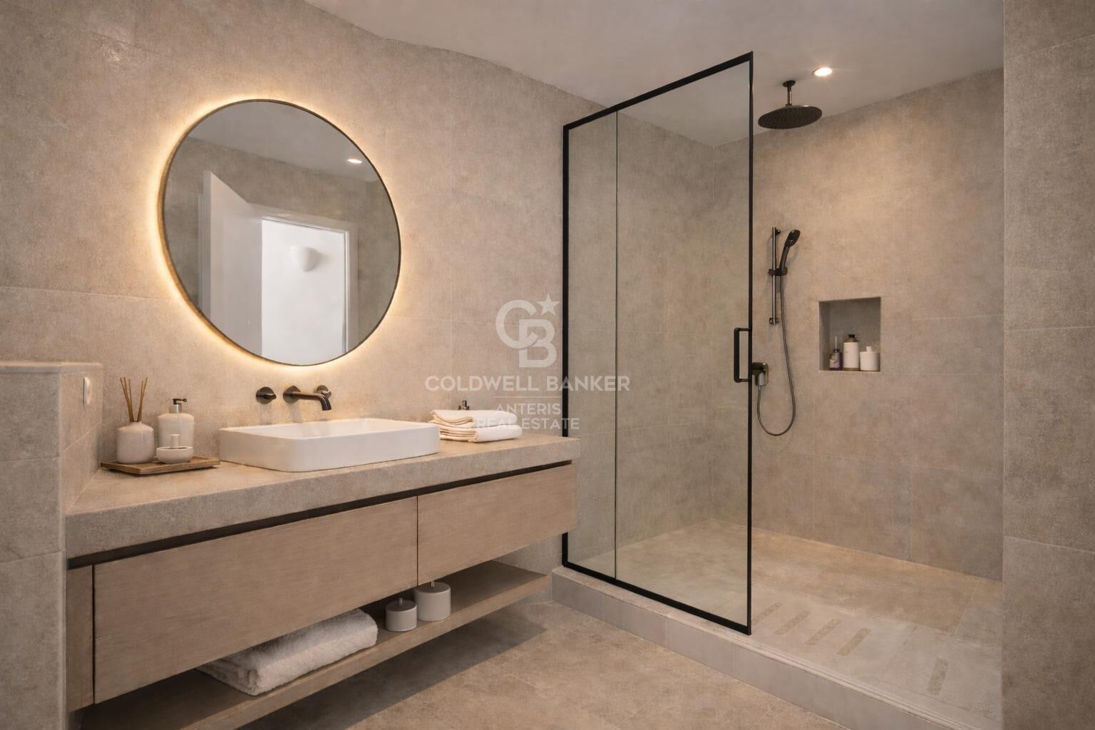 Penthouse w dzielnicy La Bonanova  z dwoma prywatnymi tarasami