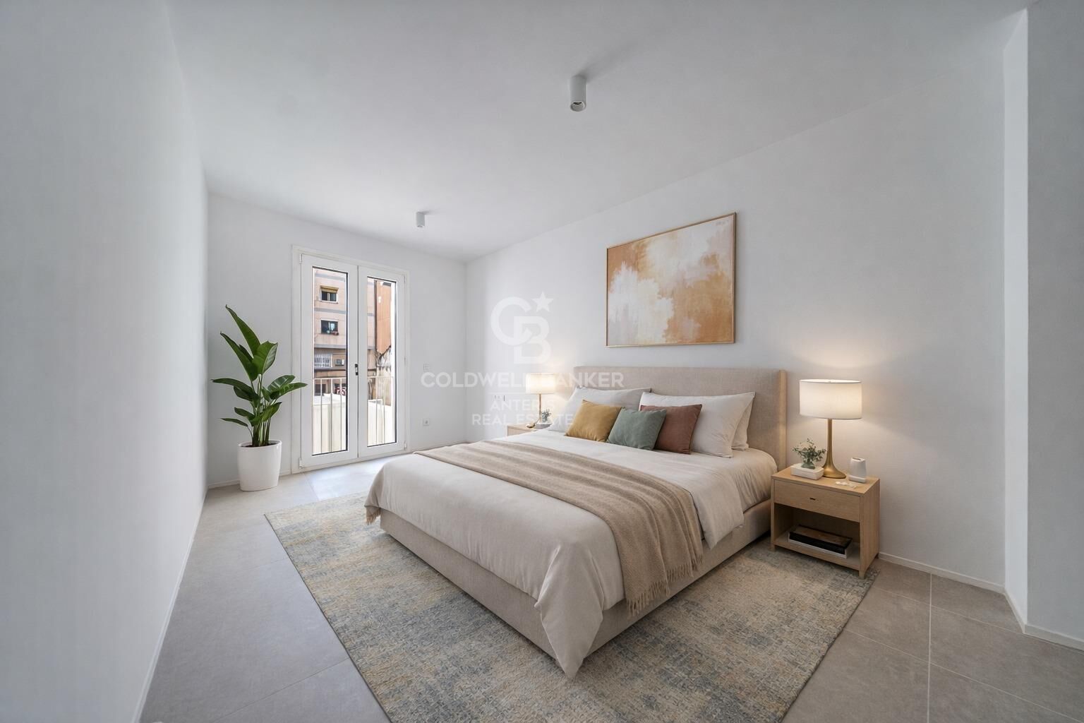 Duplex z prywatnym patio i basenem na dachu – okolice Camp Nou